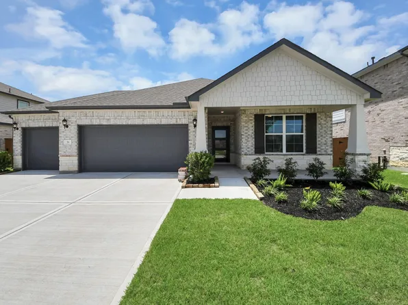 71 Leon Way, Dayton, TX 77535