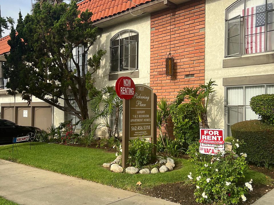 1st image of 5837 Pickering Ave #211