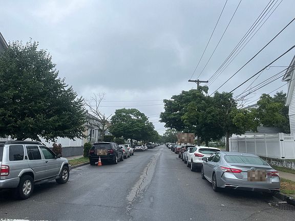 5th image of 111-16 147th St