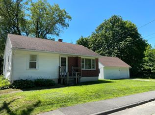 40 Davenport St, Augusta, ME 04330