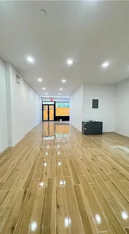 Studio, $6,500 — Photo 4
