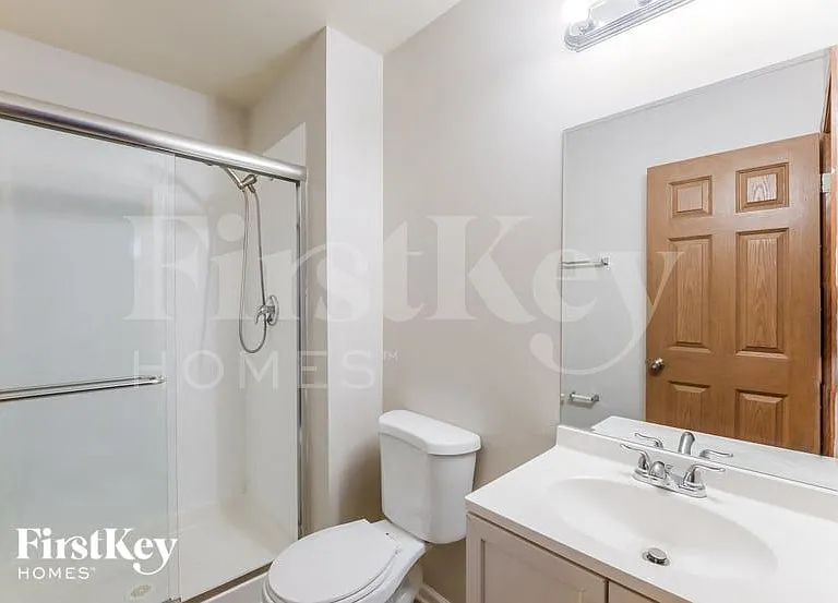 1028 Four Seasons Blvd — Photo 11