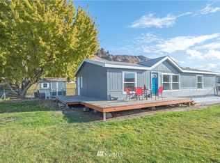 4042 Blue Crest Dr NE, East Wenatchee, WA