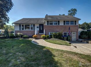 58 Stony Rd W, Edison, NJ 08817