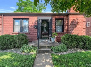 8026 Genesta St, Saint Louis, MO 63123