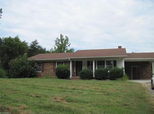 889 High Rock School Rd, Blanch, NC 27212