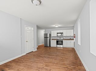 1016 S 52nd St #2-B, Philadelphia, PA 19143