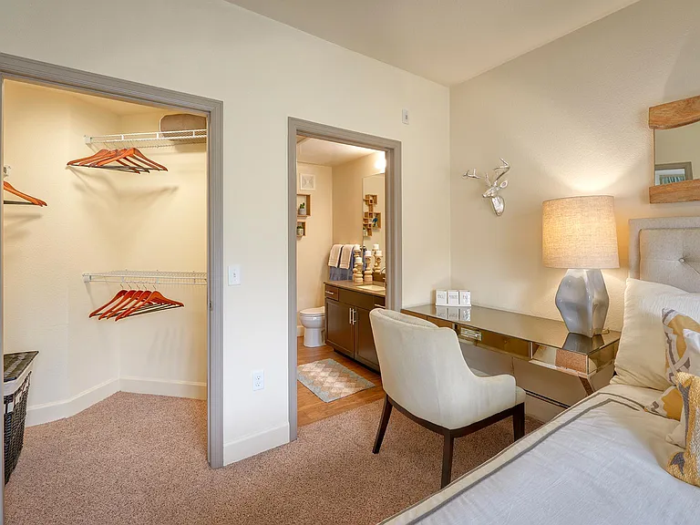 M2 Apartments — Photo 13