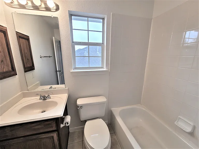 guest bath_05122021