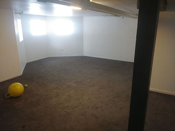 2nd image of 2438 New St