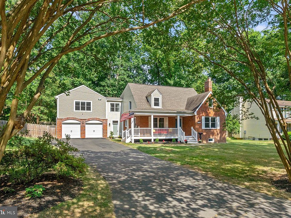 1st image of 7126 Carol Ln