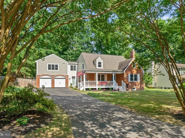 7126 Carol Ln, Falls Church, VA 22042
