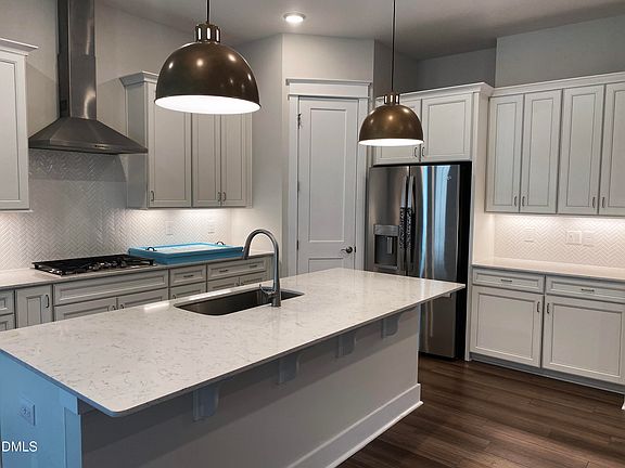 4th image of 117 Old Wisteria Ct
