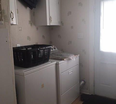 5th image of 109 Tinderwood Dr
