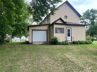 115 SW 1st St, Granada, MN 56039