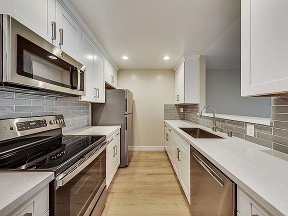 2nd image of 725 Cowper St APT 23