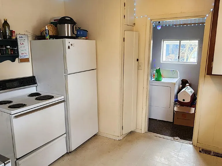 515 Carolina St — Photo 6
