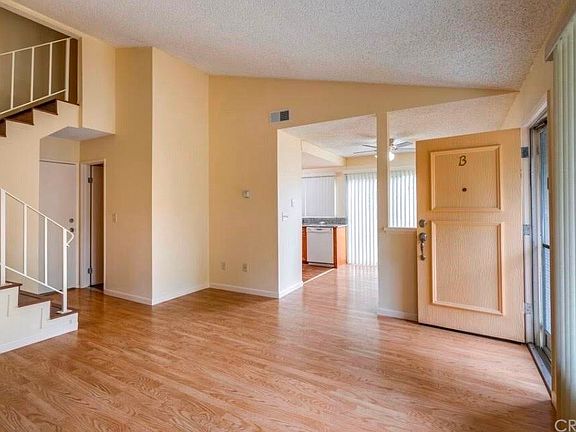 5th image of 2341 Cravath Ct APT A