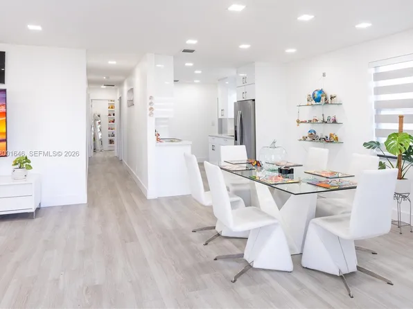308 NW 2nd Ave, Hallandale Beach, FL 33009