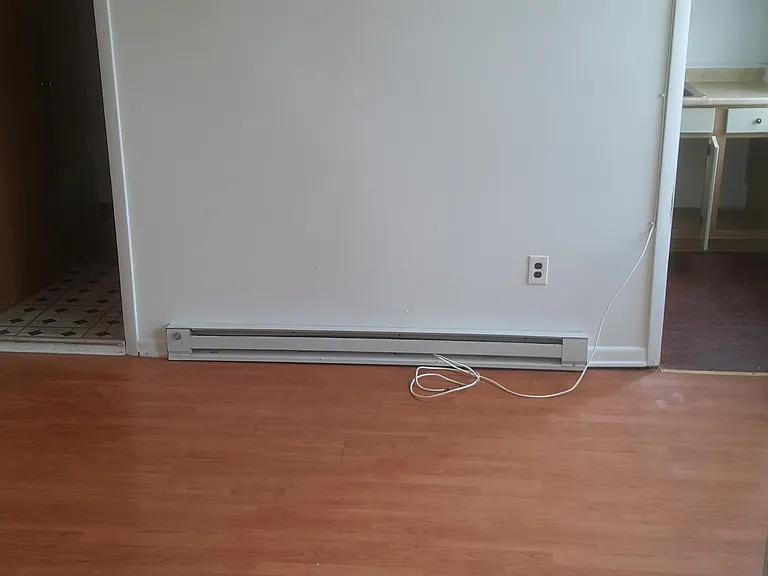302 E Main St #A — Photo 6