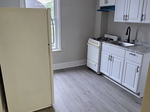 4th image of 1513 Edmondson Ave APT 3