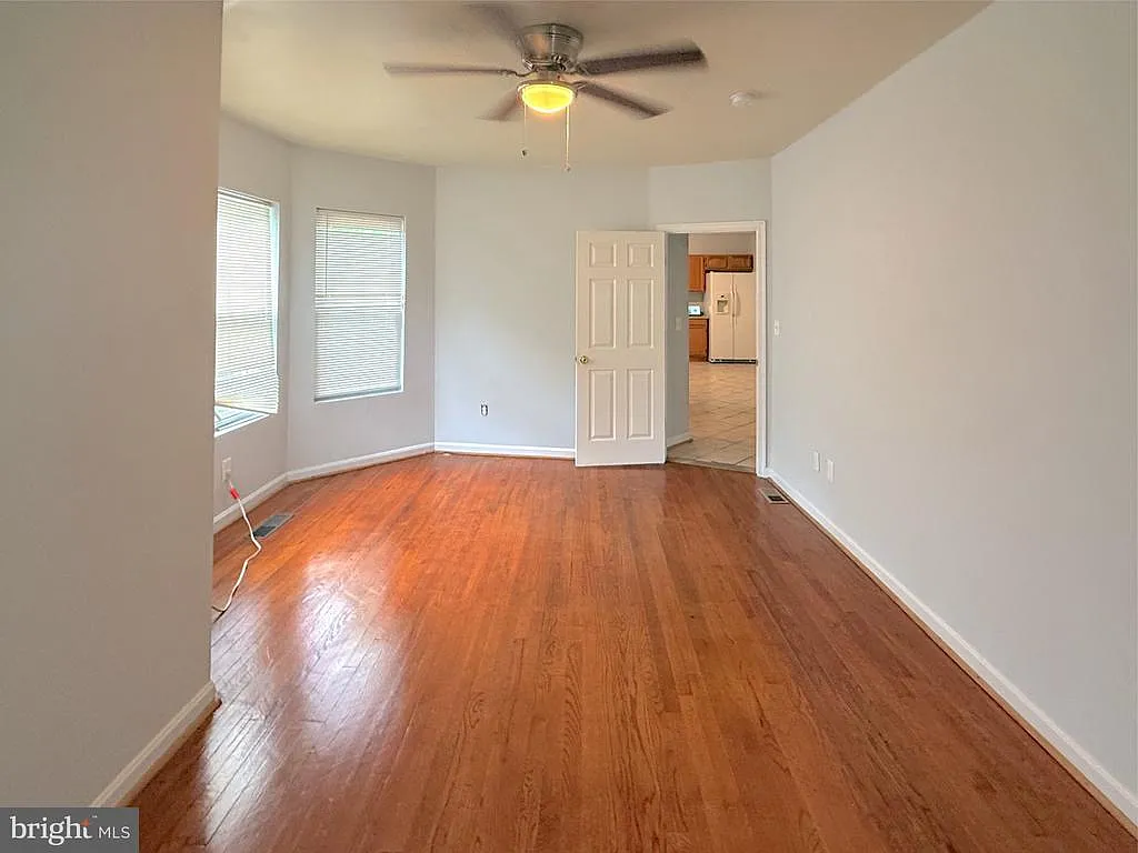 1 bed, 1.0 bath, 845 sqft, $1,450 — Photo 4
