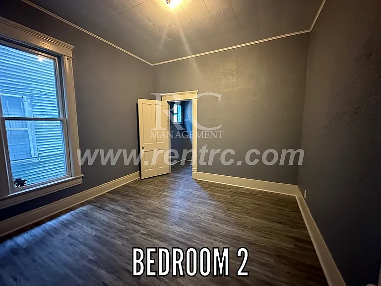 1117 N Gilbert St — Photo 14