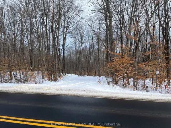 1 Siberia Rd, Madawaska Valley, ON K0J 1B0