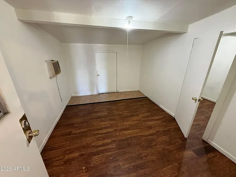 3839 W Hazelwood St — Photo 5