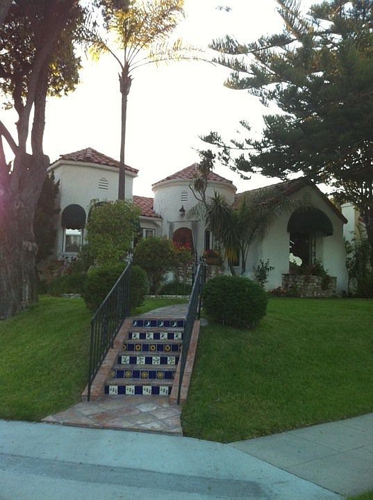 1st image of 1521 Beech Ave
