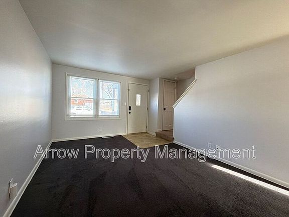 3rd image of 5405 Benton St