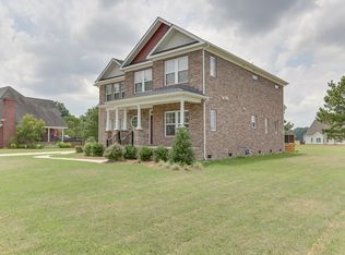 3403 Mintonville Point Dr, Suffolk, VA 23435