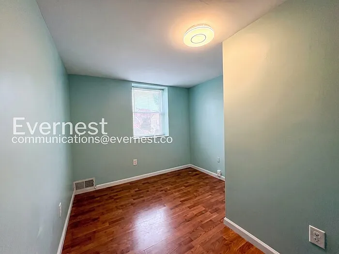 6405 Loch Crest Ct — Photo 22