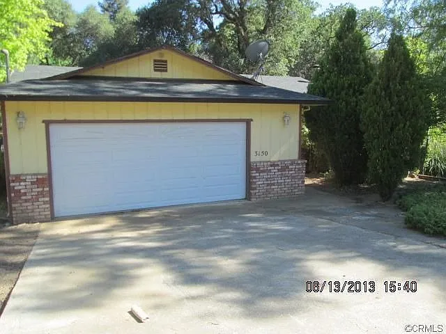 3150 Lakeview Dr photo 1