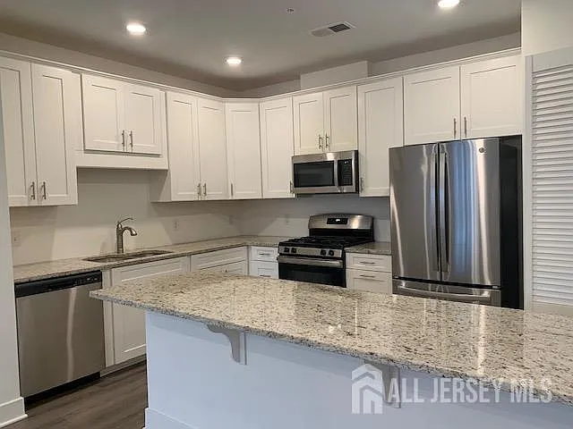 1025 Vanderbergh Blvd — Photo 3