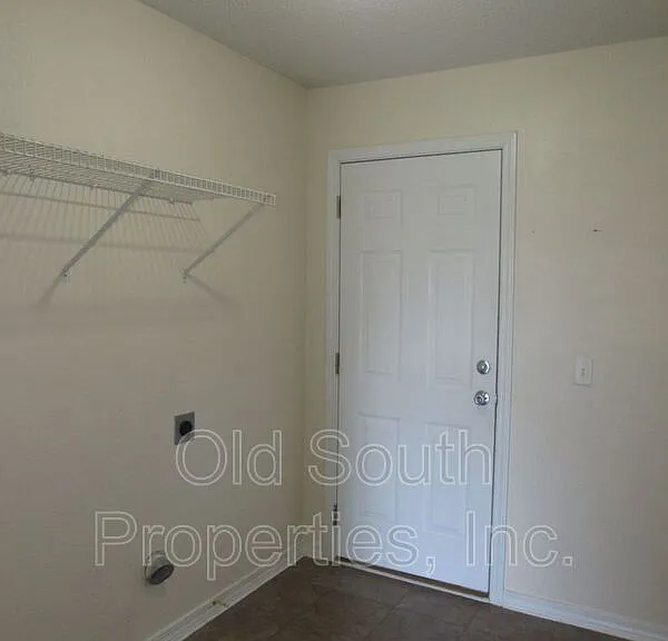 133 Windward Ct — Photo 11
