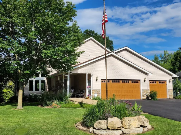 10064 Fox Run Cv, Woodbury, MN 55129