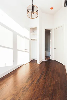 Rented by Nooklyn NYC LLC | media 16