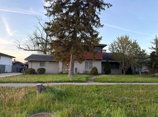 7728 W 83rd St, Bridgeview, IL 60455