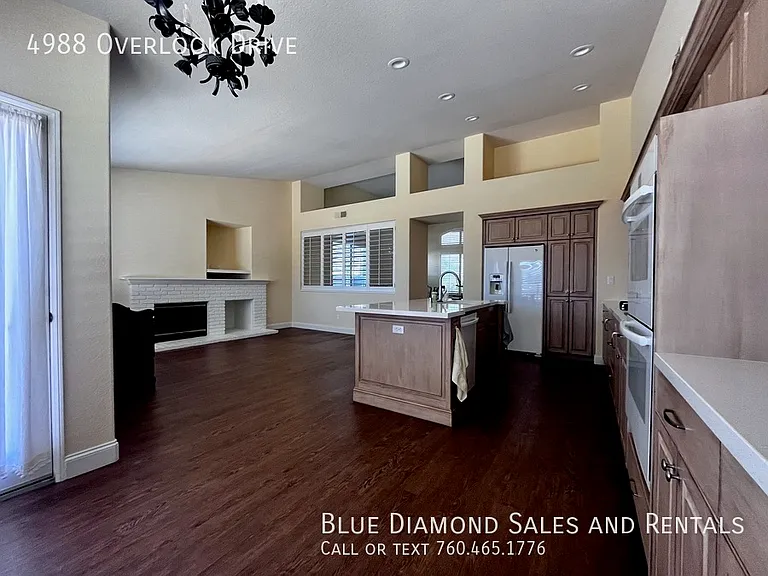 4988 Overlook Dr — Photo 13