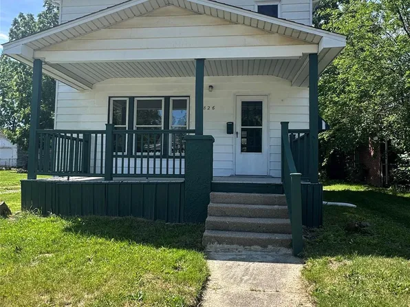 826 E Mount Morris St, Mount Morris, MI 48458