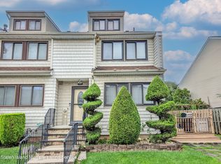 245 Signs Rd APT A, Staten Island, NY 10314