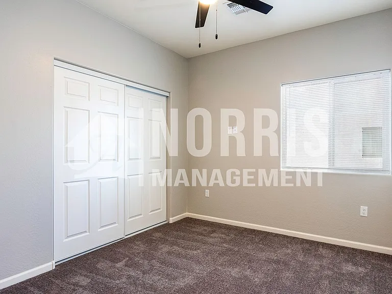 12532 W Delwood Dr — Photo 21