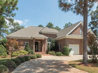 4 Greenbrier Ln, Pinehurst, NC 28374