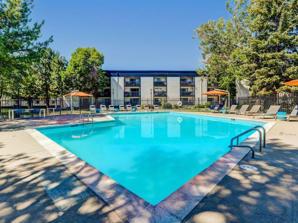 2570 S Dayton Way APT E205