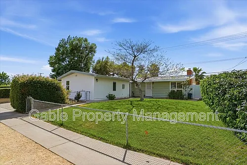27453 Santa Clarita Rd Photo 1