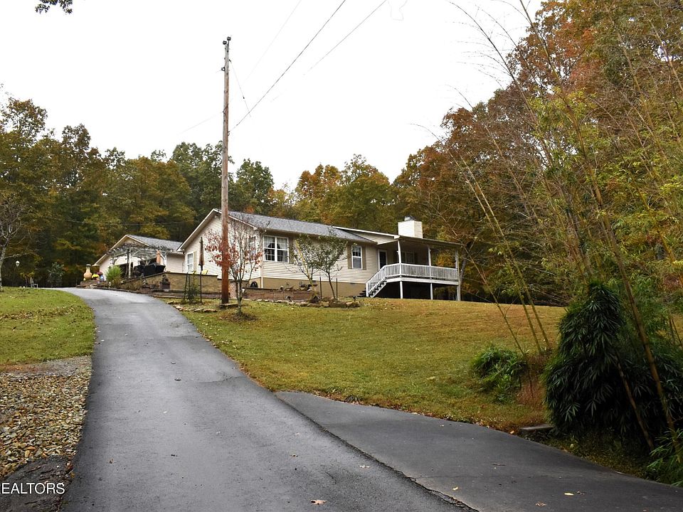 1st image of 242 Marian Cir