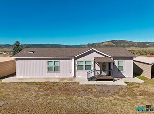 2006 La Mesa Dr, Raton, NM 87740