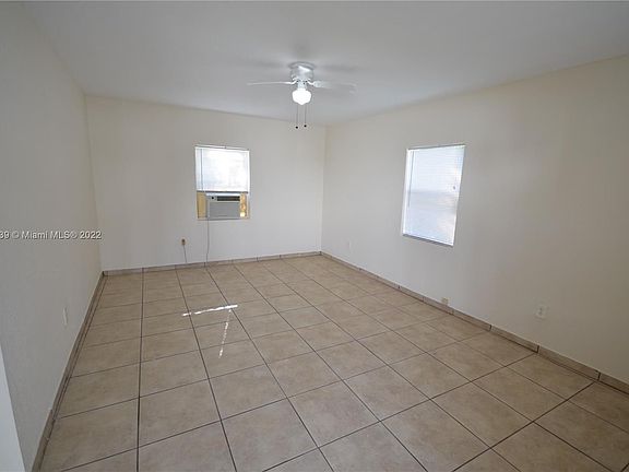 3rd image of 632 NE 85th St APT 17