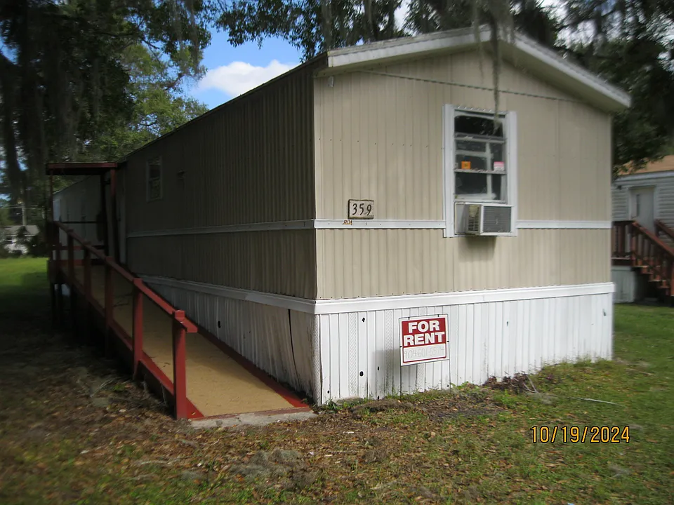 359 Russell Ave